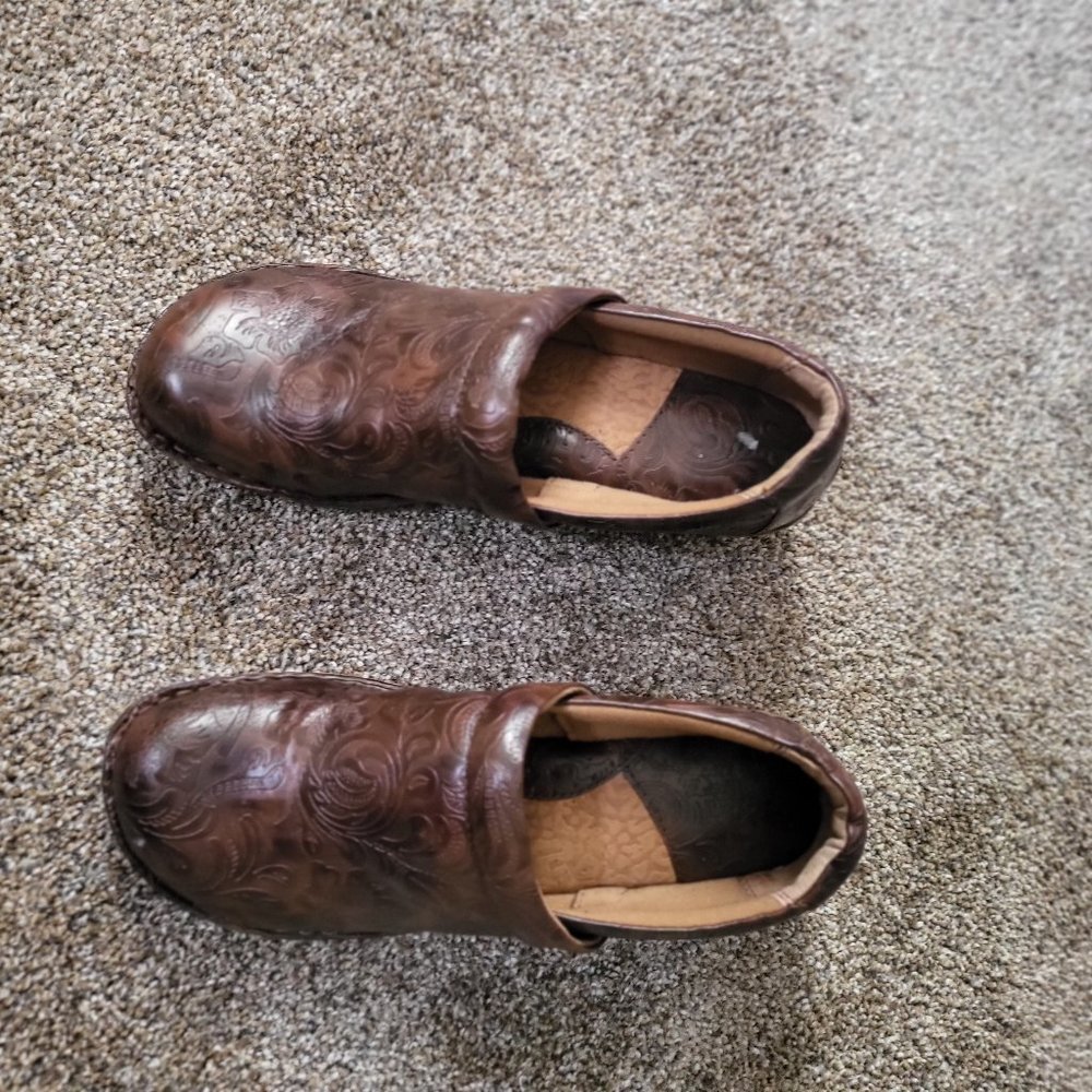 Clogs